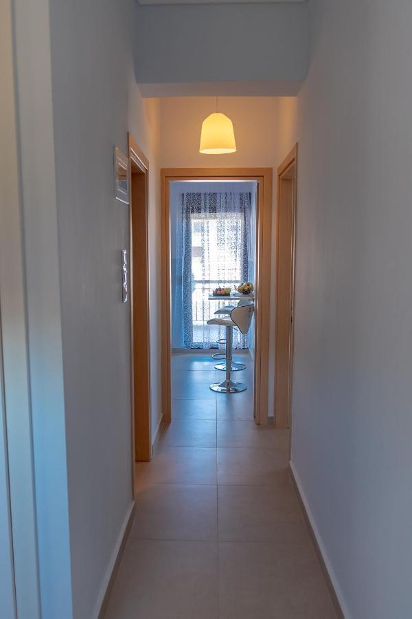 Dimi Seafront Apartment By Rentals Pro Services - เนอามูดาเนีย ภายนอก รูปภาพ