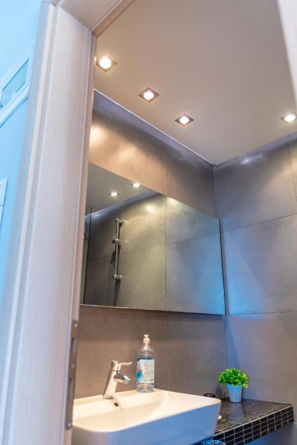 Dimi Seafront Apartment By Rentals Pro Services - เนอามูดาเนีย ภายนอก รูปภาพ