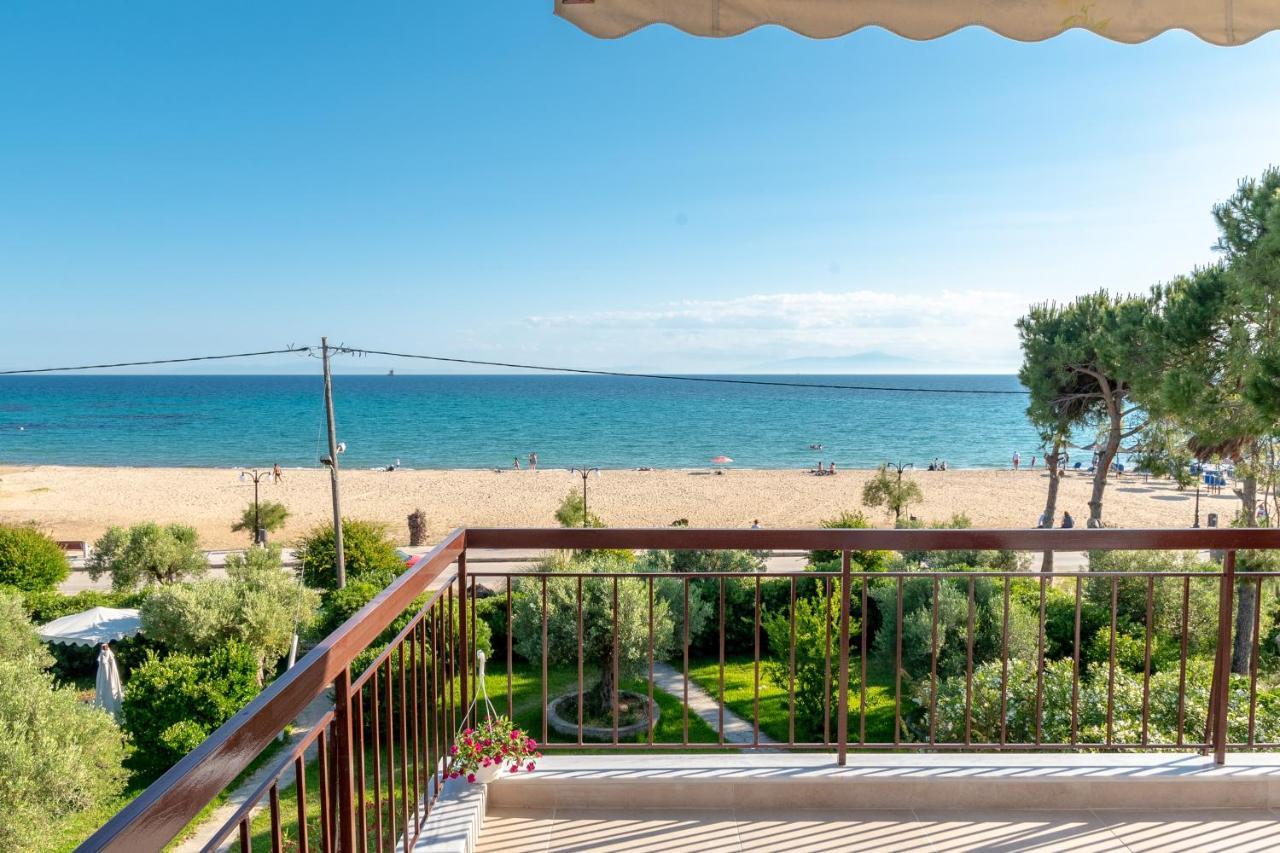 Dimi Seafront Apartment By Rentals Pro Services - เนอามูดาเนีย ภายนอก รูปภาพ